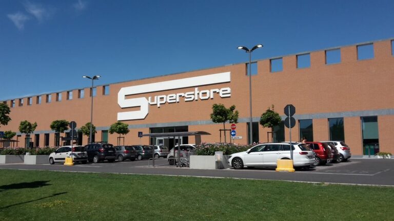 Esselunga nel mirino della truffa del finto Crosetto: la famiglia Caprotti denuncia